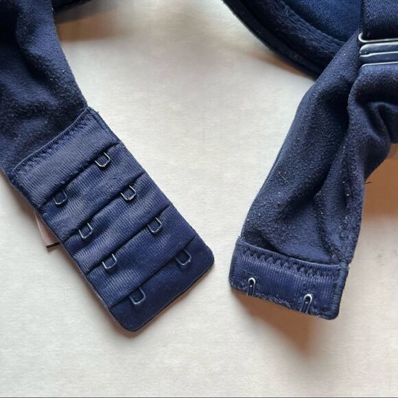 Victoria's Secret Bra 34D underwire padded lace trim adjustable straps - Picture 5 of 8